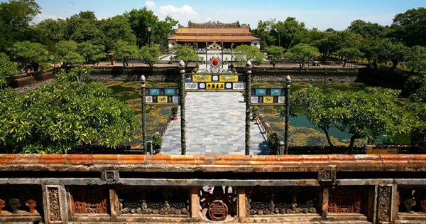 Le Centre de conservation des monuments de Huê célèbre son 40e anniversaire